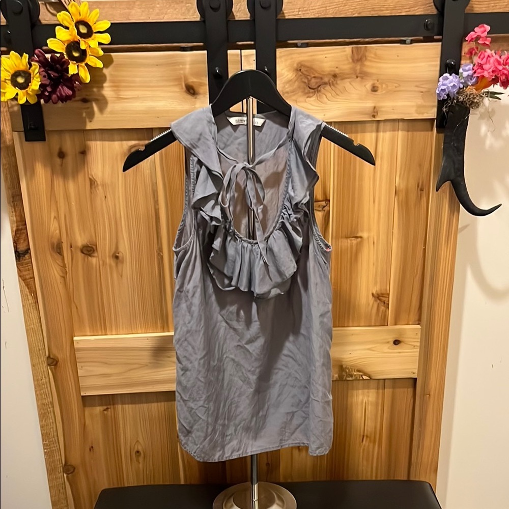Old Navy Gray Ruffle Tank Top